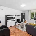 Appartement Teta Anka *
